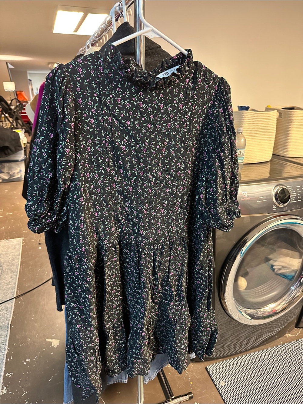 Zara Black Floral Ruffle-Neck Casual Dress